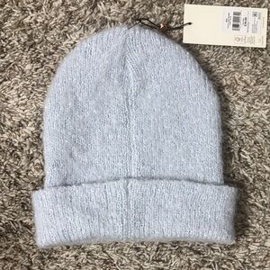 CALIA by Carrie Underwood Light Gray Knit Hat